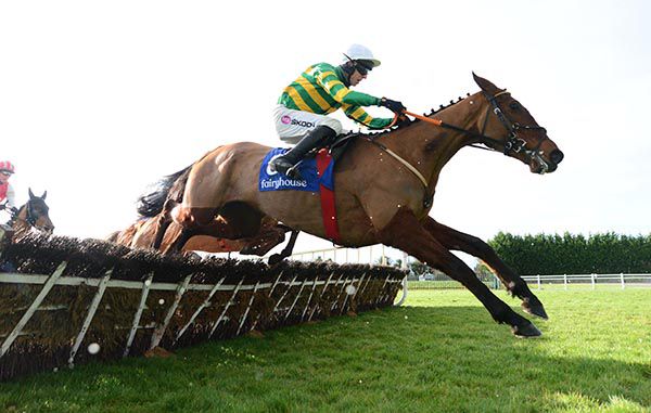 Roseys Hollow keeps finding for Mark Walsh