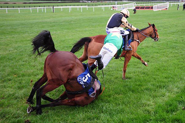 Ballyward and Ruby Walsh race to victory as Discorama and Bryan Cooper crash out